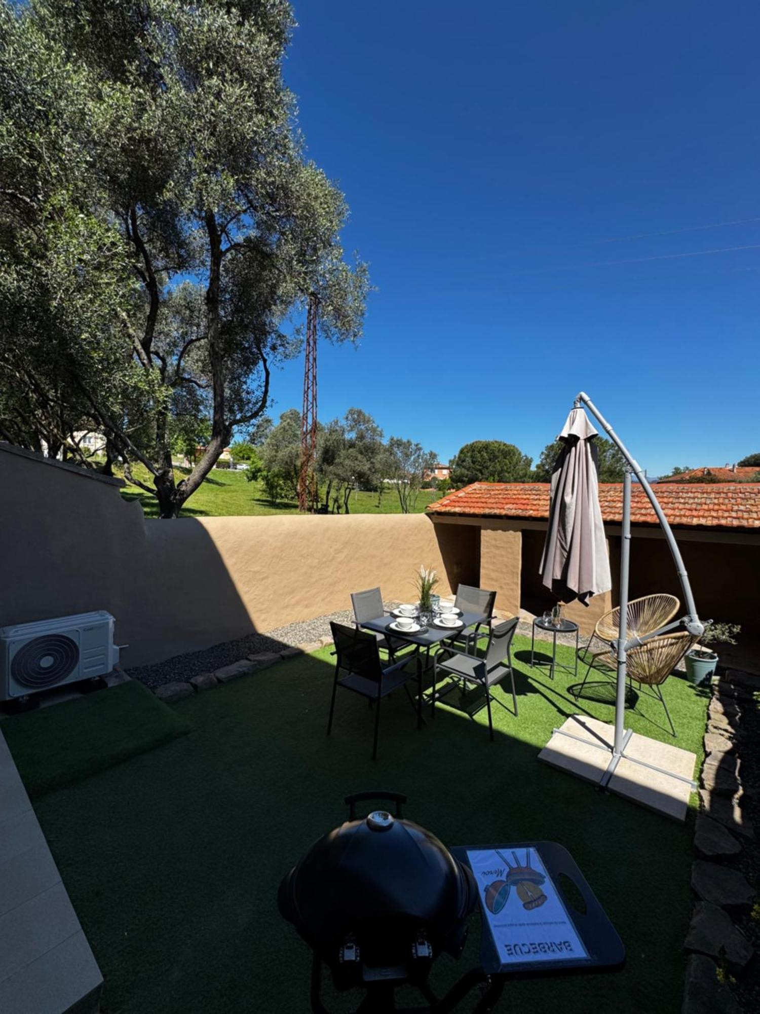 Apartamento La Bastide Saint Pierre T2 - Jardin Roquebrune-sur-Argens Exterior foto